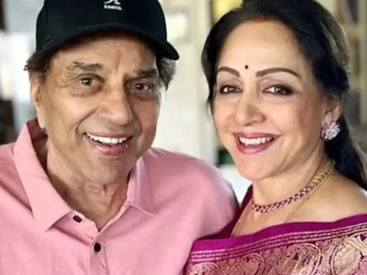 धर्मेंद्र और हेमा मालिनी की प्रेम कहानी: एक अनकही दास्तान