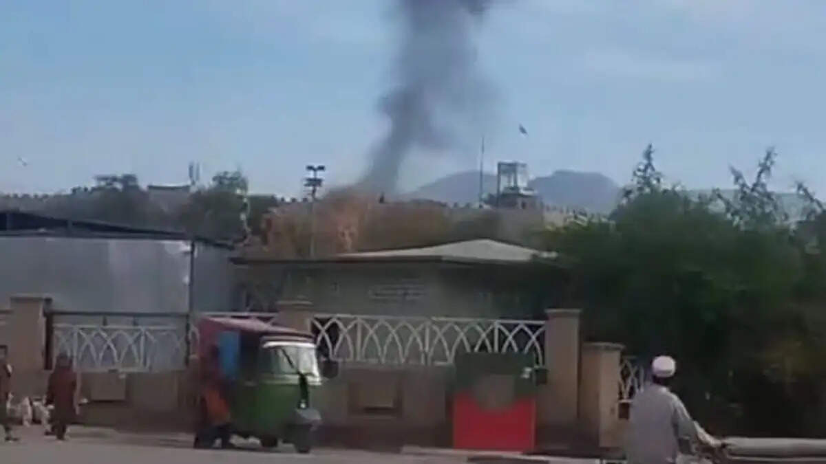 अफगान ड्रोन हमलों से पाकिस्तान में हड़कंप, कई शहरों में धमाकों की सूचना