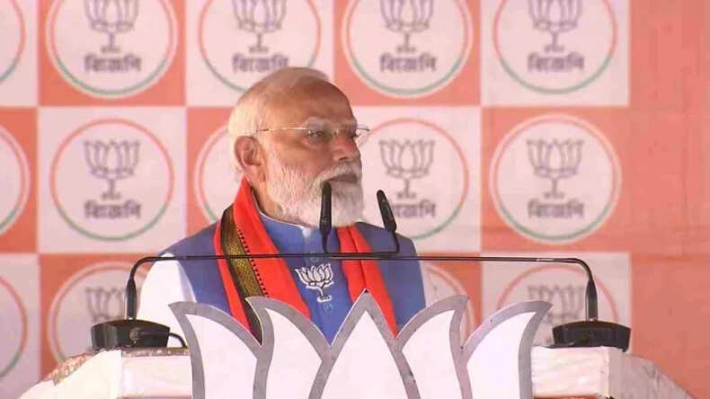 प्रधानमंत्री मोदी का पश्चिम बंगाल दौरा: टीएमसी पर हमले और चुनावी वादे