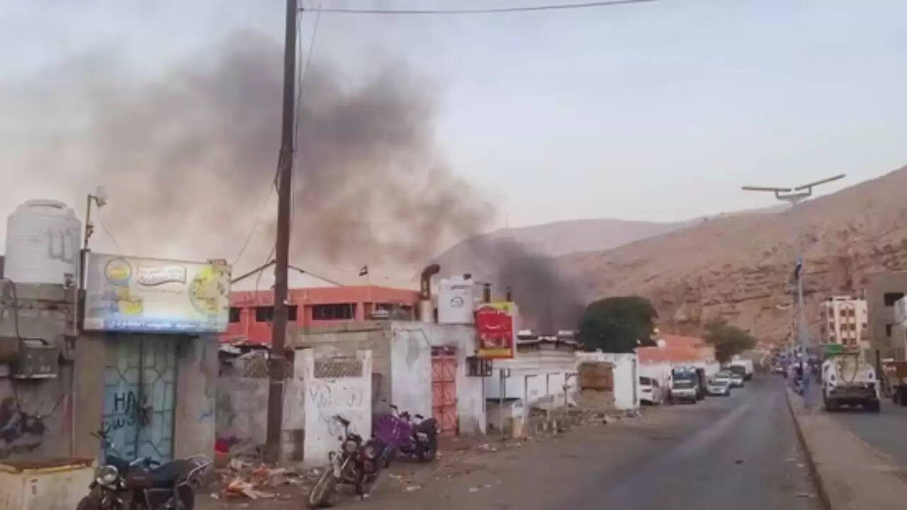 UAE ने सऊदी अरब से सैनिकों की वापसी का किया ऐलान, यमन में बढ़ा तनाव