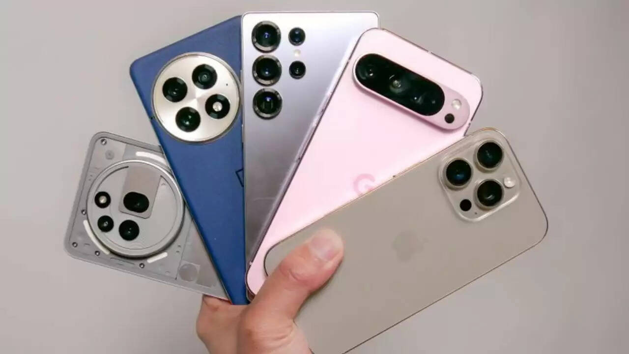 2026 में स्मार्टफोन लॉन्च: जानें कौन से नए मॉडल आ रहे हैं