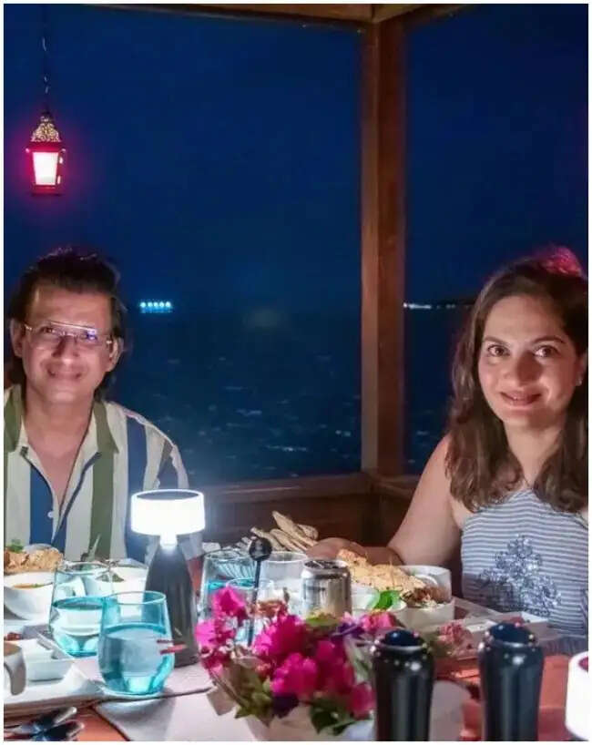 प्रेम चोपड़ा की बेटी की तस्वीरें हुईं वायरल, फैंस ने सादगी की तारीफ की