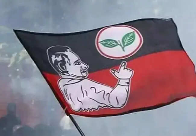 AIADMK ने तमिलनाडु चुनाव के लिए उम्मीदवारों की दूसरी सूची जारी की