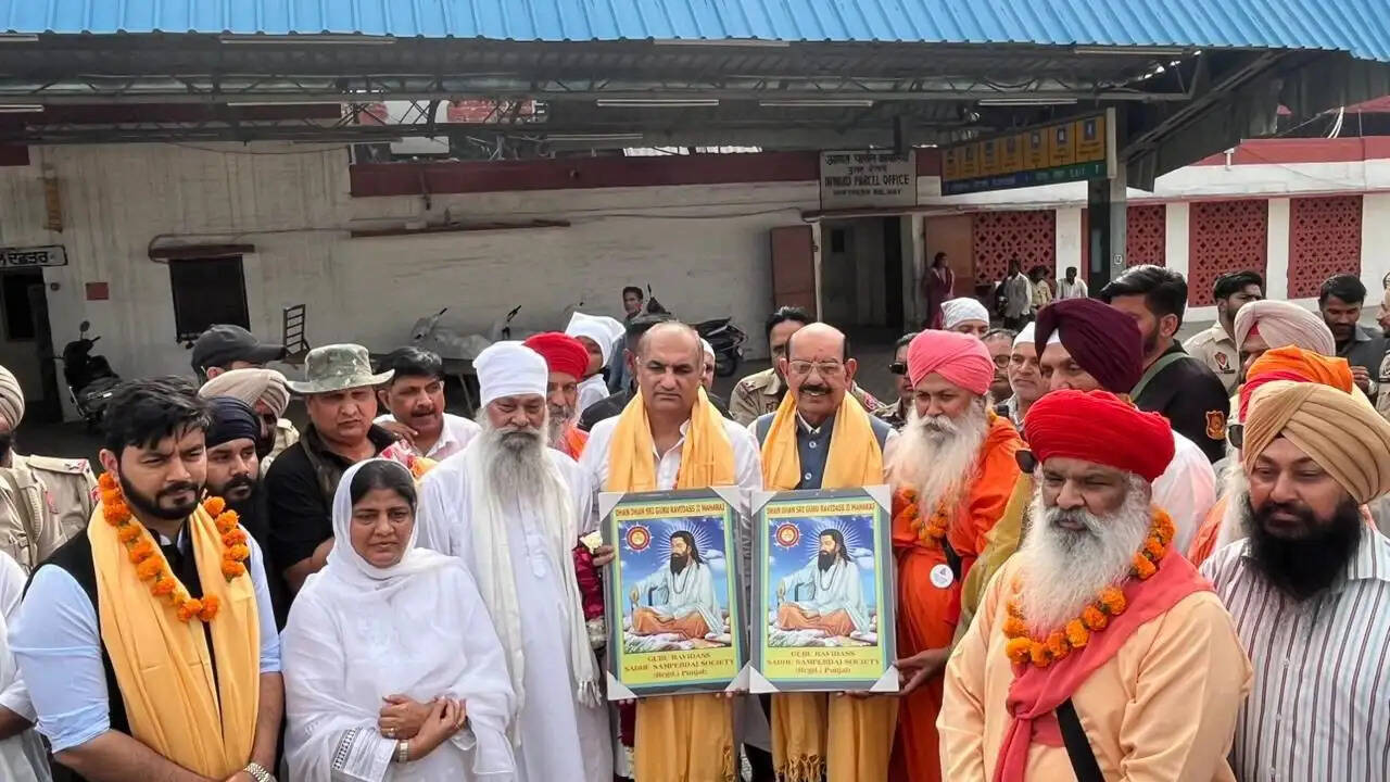 पंजाब में दमड़ी यात्रा का शुभारंभ, मंत्री ने गुरु रविदास जी की शिक्षाओं पर जोर दिया