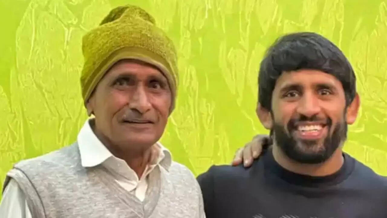 हरियाणा के पहलवान बजरंग पूनिया के पिता का निधन, खेल जगत में शोक