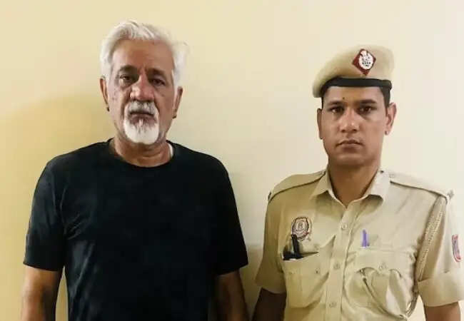 दिल्ली के होटल में आग: मालिक ने किए चौंकाने वाले खुलासे