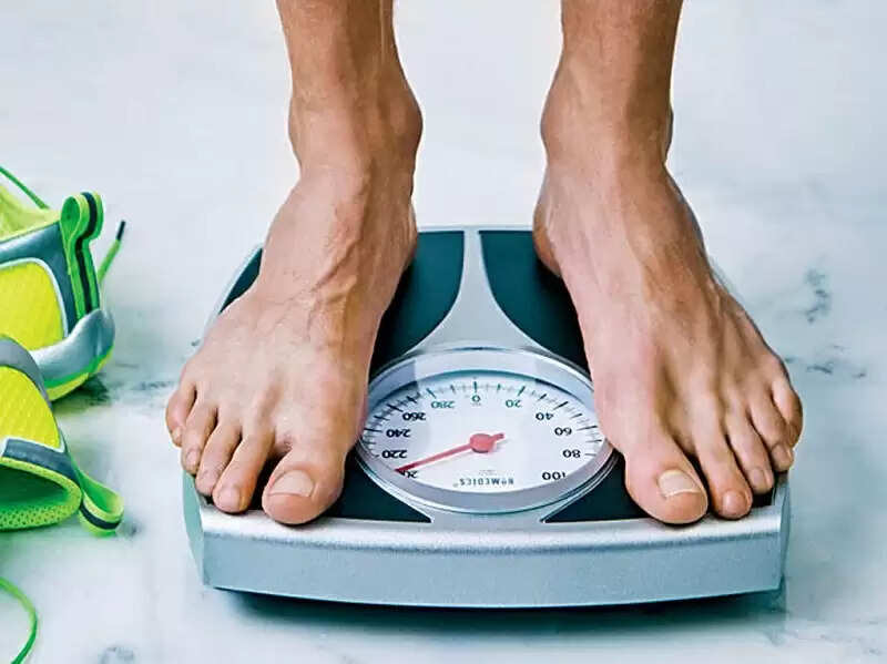 उम्र के अनुसार सही वजन जानें: स्वास्थ्य के लिए आवश्यक जानकारी