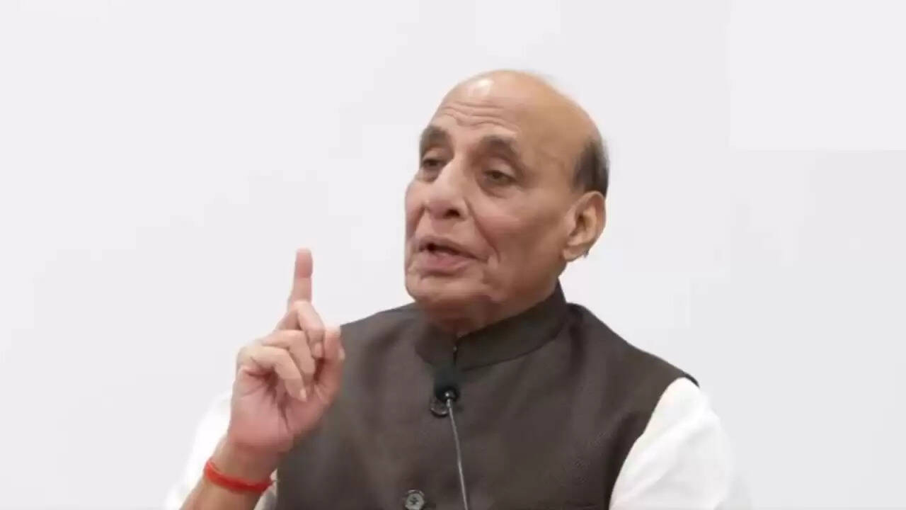 Rajnath Singh का मोरक्को दौरा: अमेरिका के टैरिफ पर भारत की चुप्पी और आत्मनिर्भरता का संदेश
