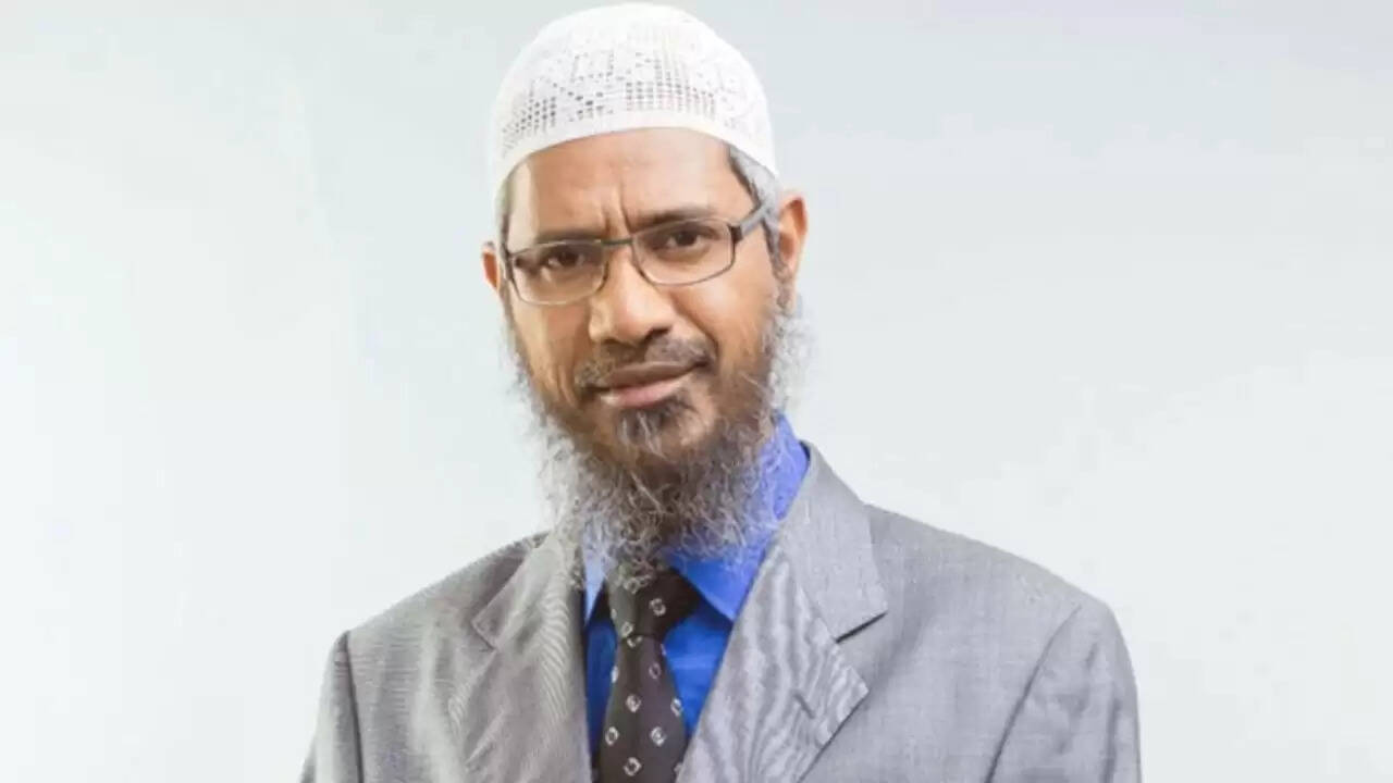 बांग्लादेश ने जाकिर नाइक के आगमन पर लगाया रोक, भारत की कड़ी प्रतिक्रिया का असर