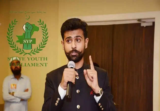 पाकिस्तानी नेता का चौंकाने वाला खुलासा: सेना ने आतंकवादियों की सुरक्षा के लिए लड़ा युद्ध