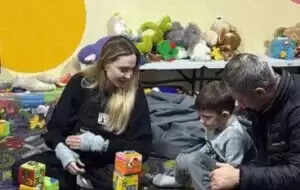 एंजेलिना जोली की यूक्रेन यात्रा: खेरसॉन में बच्चों के अस्पताल का दौरा