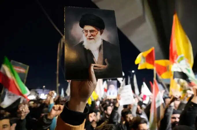 ईरान में खामेनेई की मृत्यु के बाद नया सुप्रीम लीडर नियुक्त