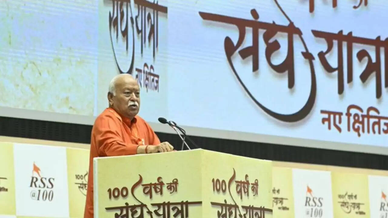 मोहन भागवत ने आत्मनिर्भरता और स्वदेशी की आवश्यकता पर जोर दिया