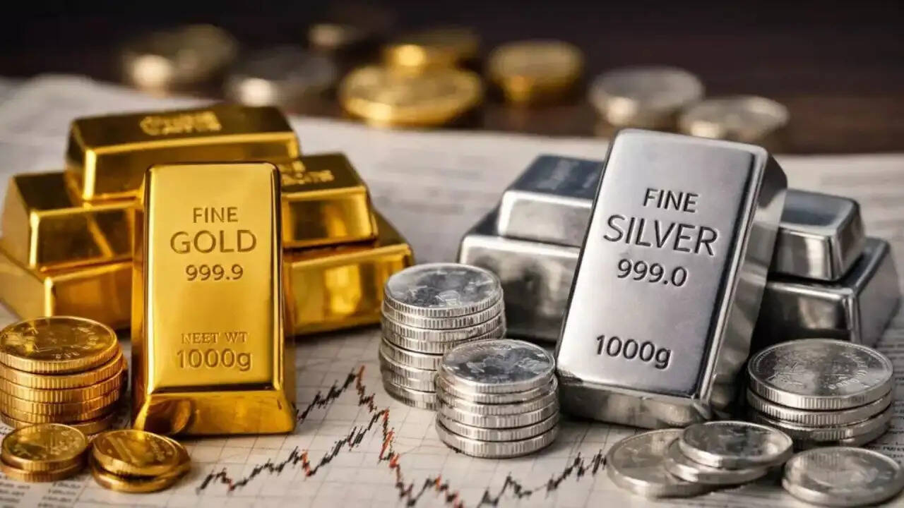 सोने और चांदी की कीमतों में गिरावट: जानें क्या है कारण?