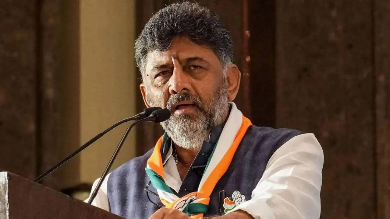कर्नाटक में नया राजनीतिक युग: डीके शिवकुमार आज लेंगे मुख्यमंत्री पद की शपथ