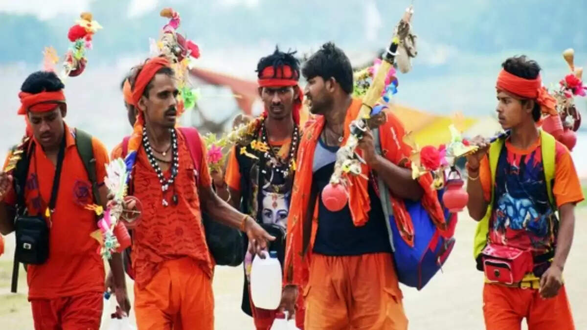 कांवड़ यात्रा की तैयारियों में प्रशासन की सख्ती, स्कूलों में छुट्टी