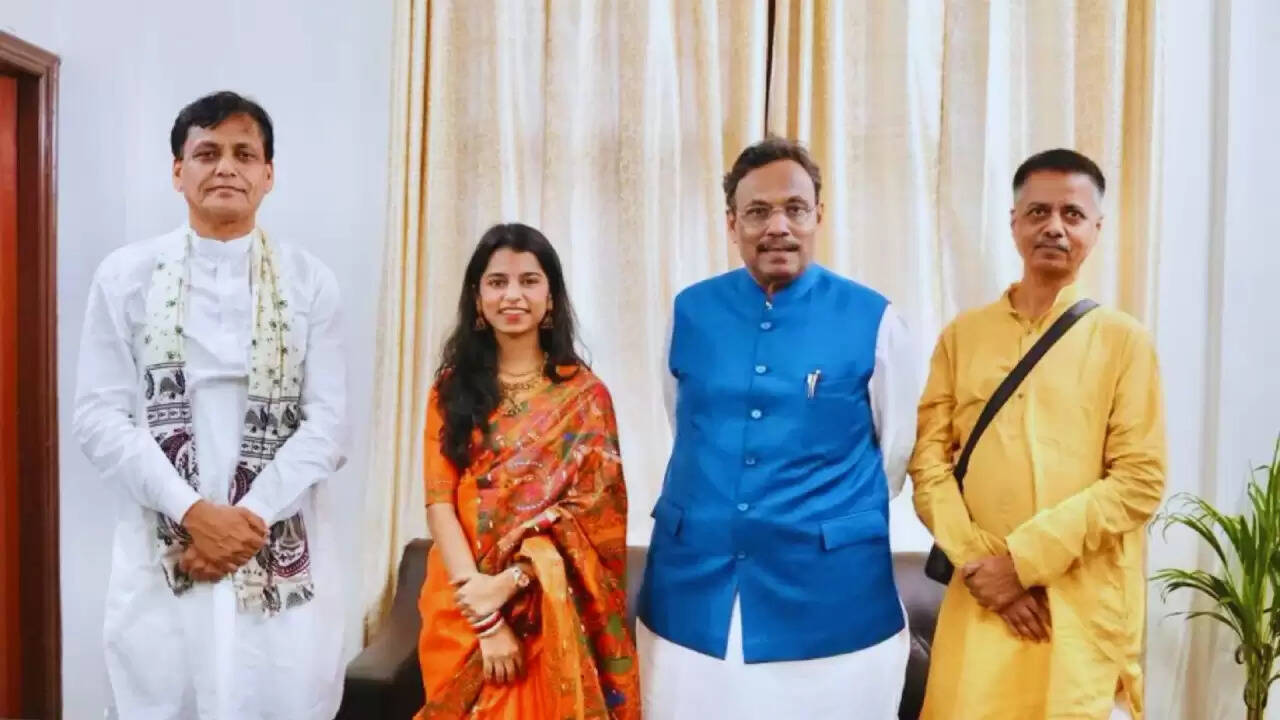 क्या मैथिली ठाकुर बनेंगी बिहार विधानसभा चुनाव में बीजेपी की नई चेहरा?