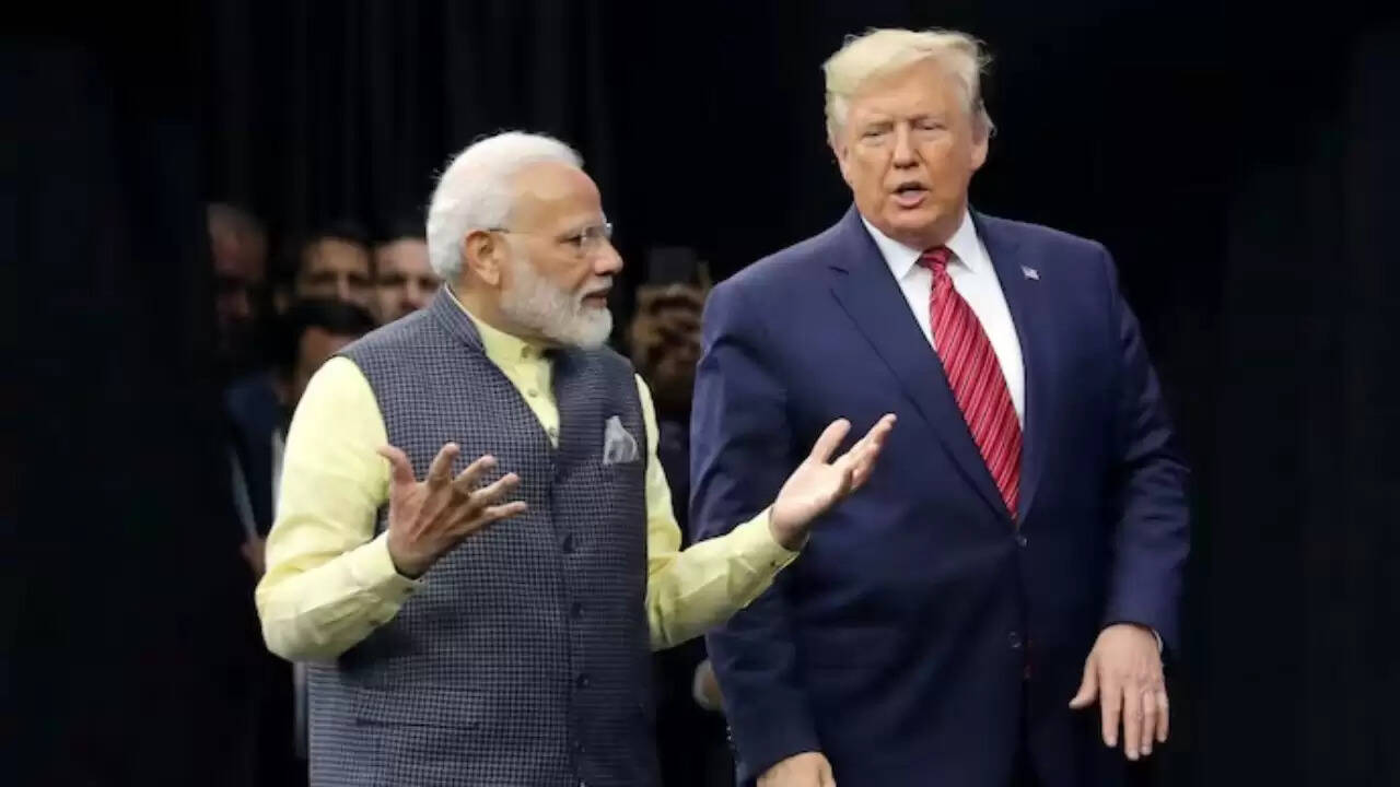 पीएम मोदी और राष्ट्रपति ट्रंप के बीच फोन वार्ता में वैश्विक मुद्दों पर चर्चा