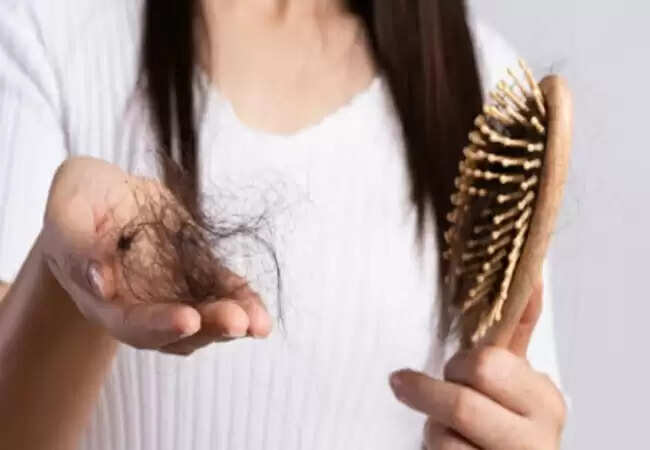 बालों की देखभाल के लिए घरेलू उपाय: कढ़ी पत्ती और नारियल तेल