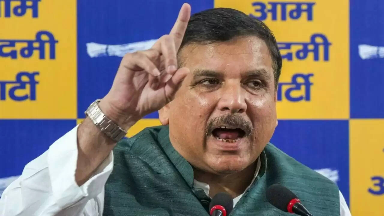 संजय सिंह का केंद्र सरकार पर तीखा हमला, ऑपरेशन सिंदूर पर उठाए सवाल