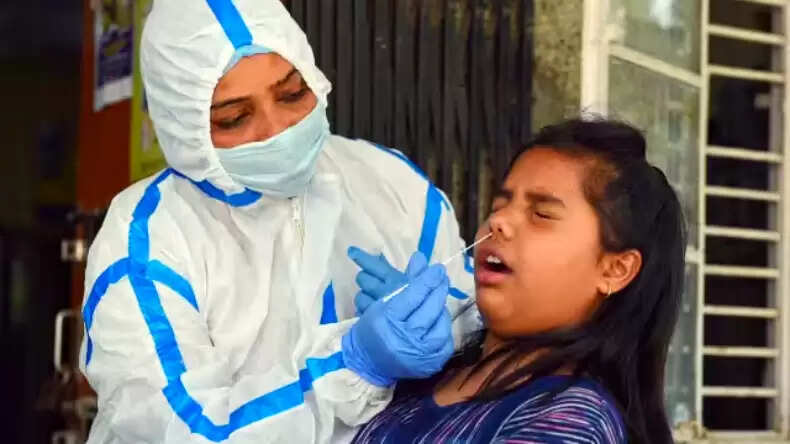 भारत में कोरोना मामलों में वृद्धि: स्वास्थ्य मंत्रालय के आंकड़े