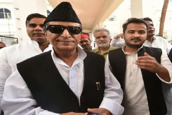 आजम खान की रिहाई में बाधा, बेल बॉन्ड में त्रुटि का मामला