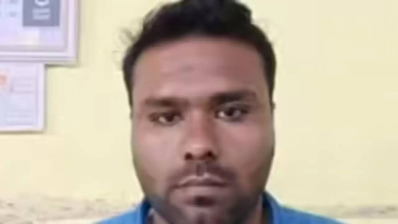 बेंगलुरु में कॉलेज छात्रा के साथ छेड़छाड़: आरोपी गिरफ्तार, स्थानीय लोगों में आक्रोश