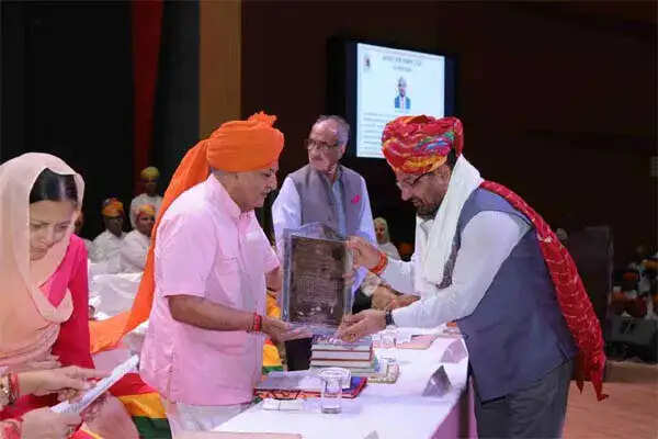 डॉ. एम.एल. जाट को मिला &lsquo;मारवाड़ रत्न&rsquo; सम्मान