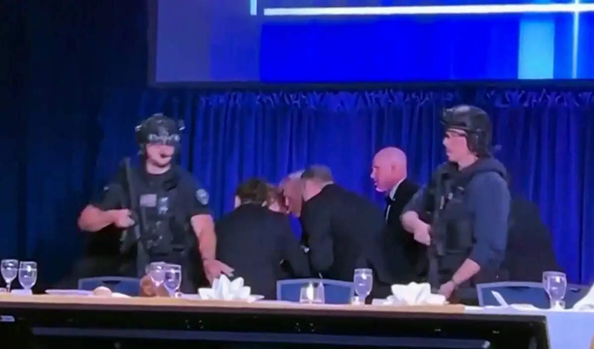 डोनाल्ड ट्रंप ने गोलीबारी की घटना पर अपनी चुप्पी तोड़ी