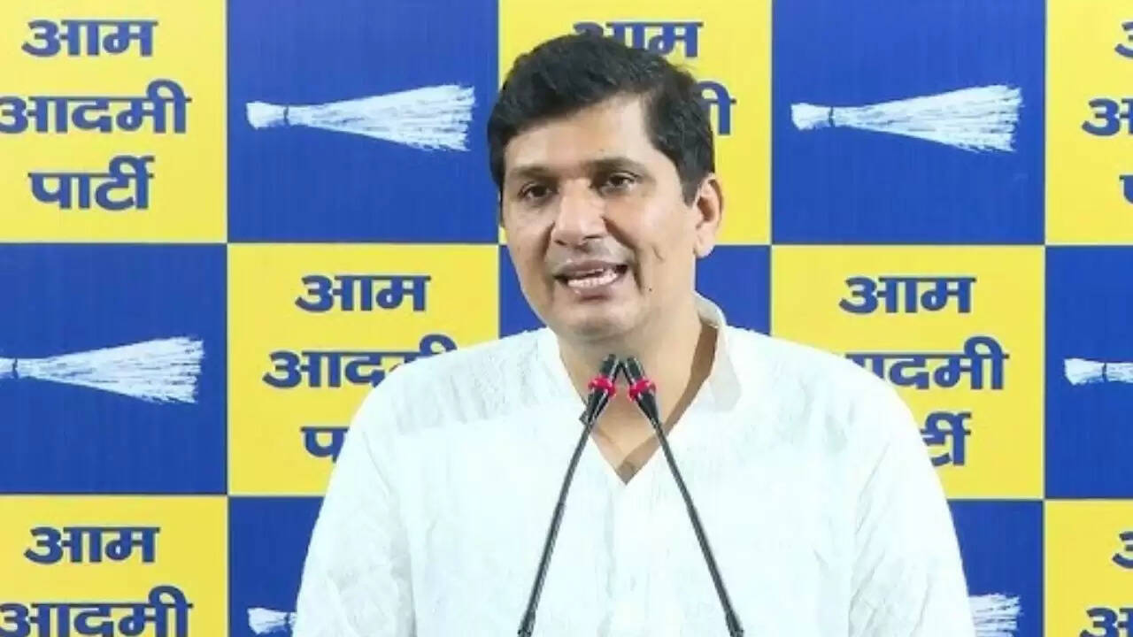 दिल्ली में स्कूल फीस नियंत्रण बिल पर अभिभावकों की चिंताएं बढ़ीं