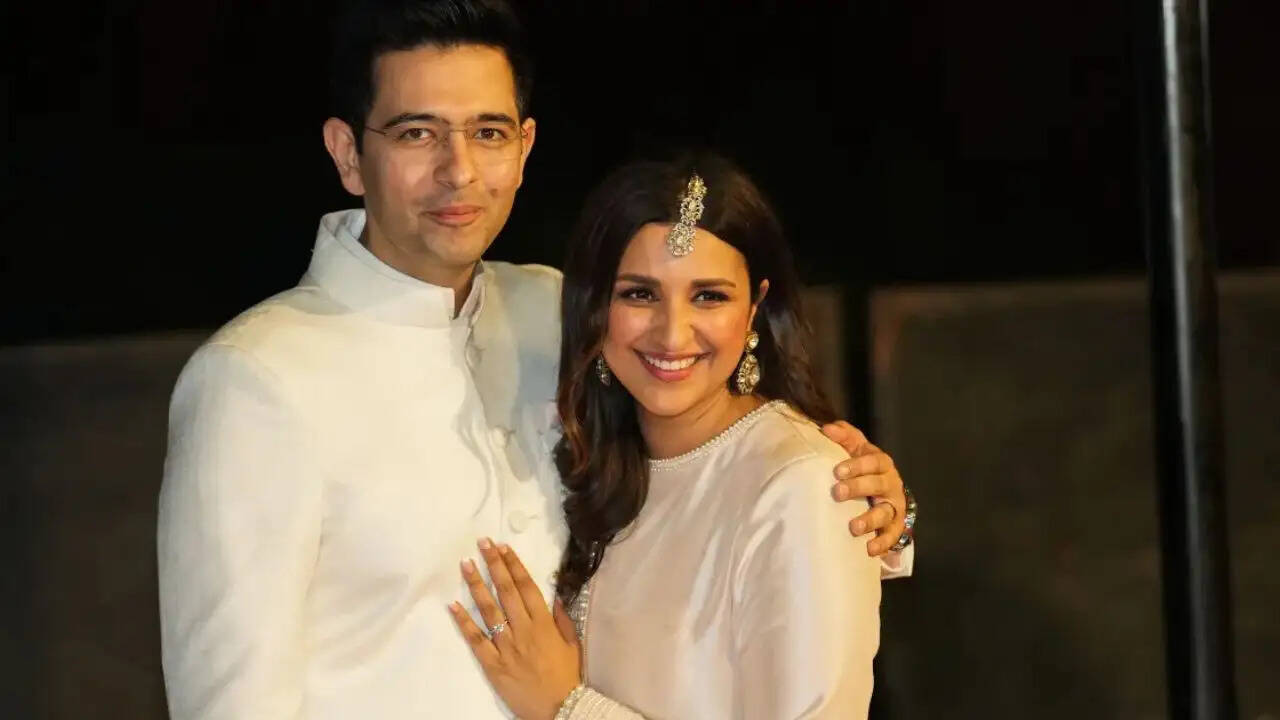 राघव चड्ढा का राजनीतिक बदलाव: नेटवर्थ और सैलरी की जानकारी