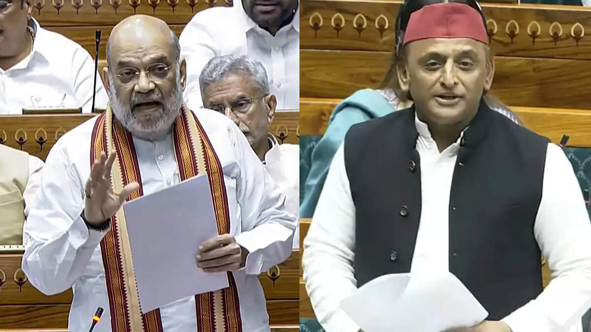 अमित शाह का विपक्ष पर हमला: क्या आपकी पाकिस्तान से बात होती है?