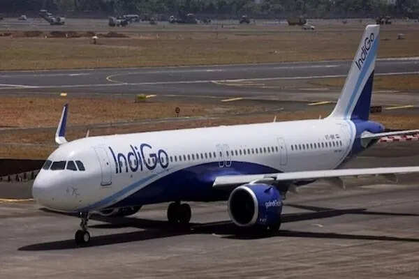 इंडिगो की फ्लाइट की इमरजेंसी लैंडिंग, 169 यात्री सुरक्षित