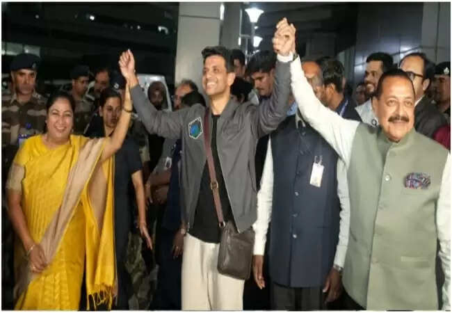 ग्रुप कैप्टन शुभांशु शुक्ला का भारत लौटना: एक गर्व का क्षण