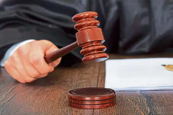 इलाहाबाद हाईकोर्ट ने यूपी पुलिस की कार्रवाई पर उठाए सवाल