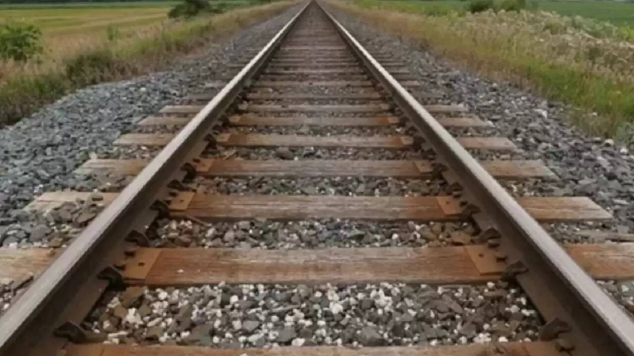 नांदेड़ में चार लोगों की मौत: क्या है सामूहिक आत्महत्या का रहस्य?