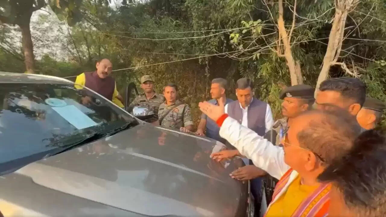 बिहार विधानसभा चुनाव: लखीसराय में डिप्टी सीएम पर हमला, मतदान में 60% भागीदारी