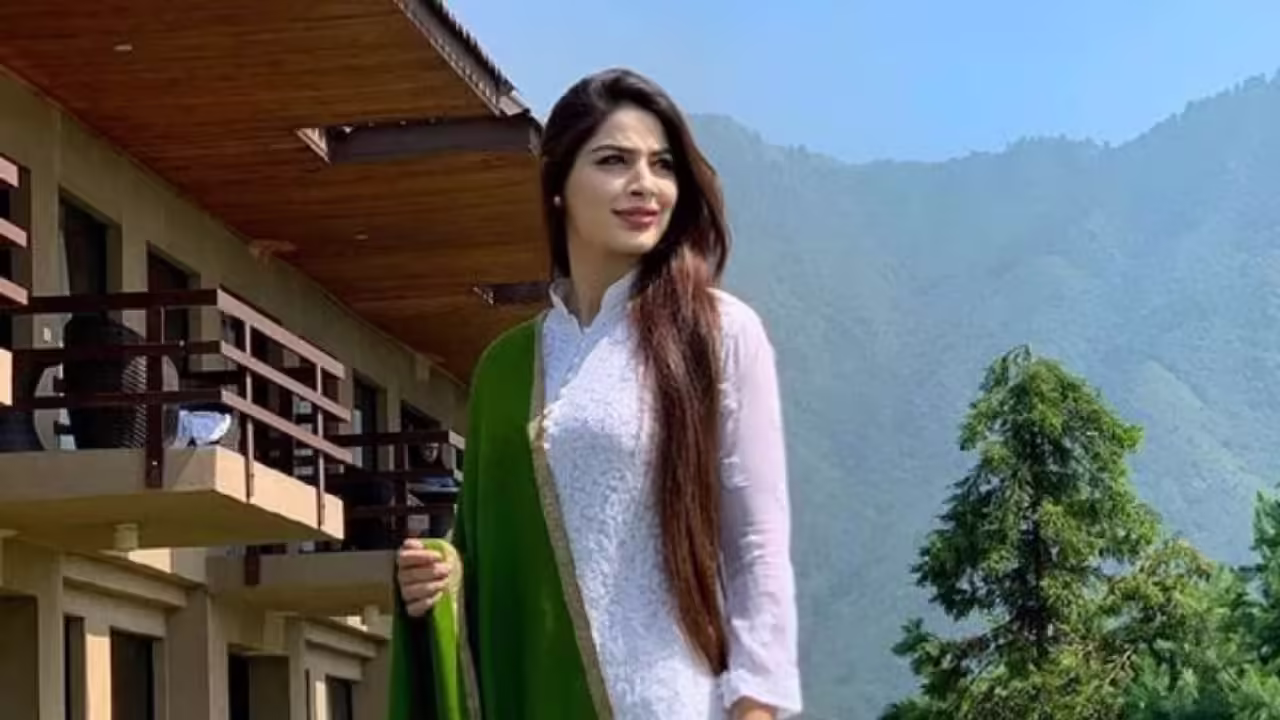 अतहर आमिर खान की दूसरी पत्नी डॉ. मेहरीन काज़ी: खूबसूरती में बॉलीवुड को भी पीछे छोड़ती हैं