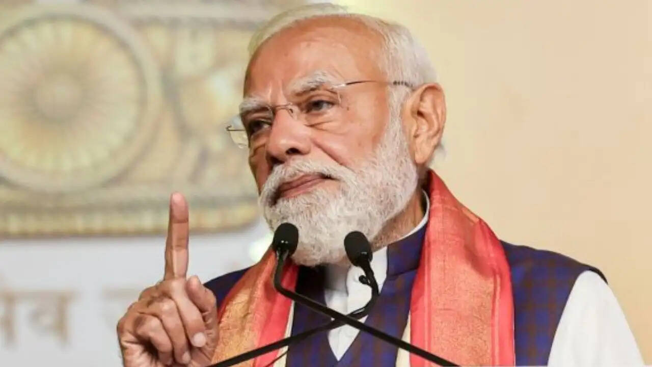 प्रधानमंत्री मोदी की अपील: सोने और ईंधन के उपयोग में कमी लाने का आग्रह