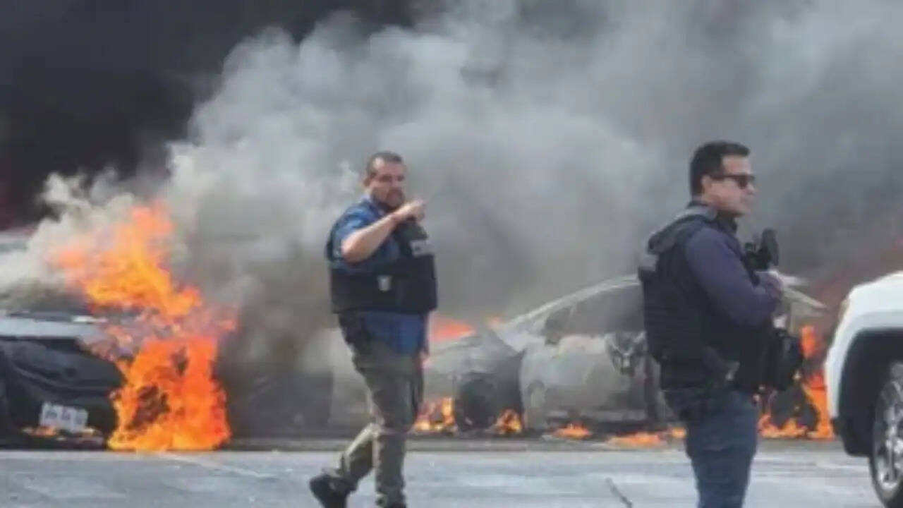 मेक्सिको में ड्रग सरगना 'एल मेनचो' की मौत: सुरक्षा बलों की बड़ी कार्रवाई