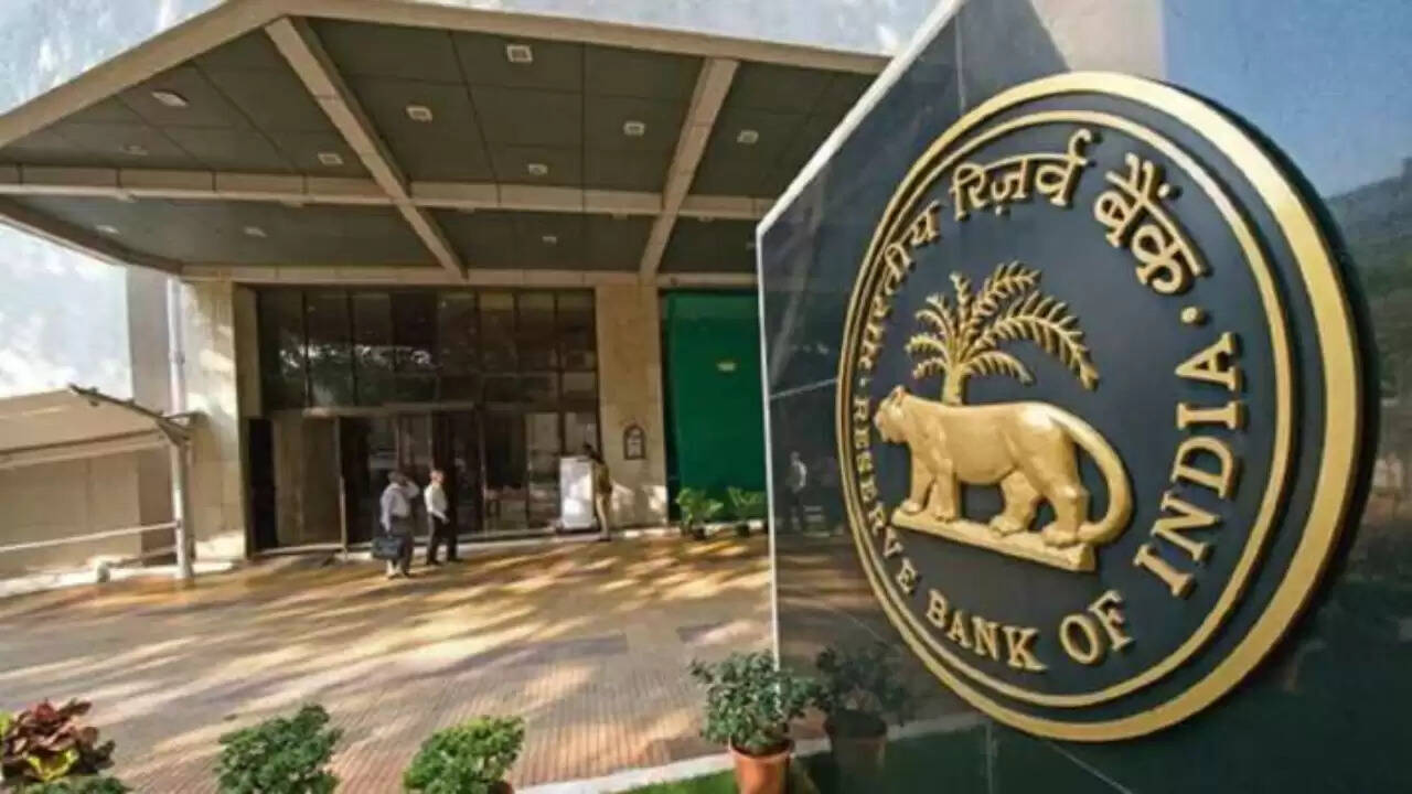 आरबीआई की मौद्रिक नीति समिति का महत्वपूर्ण निर्णय आज