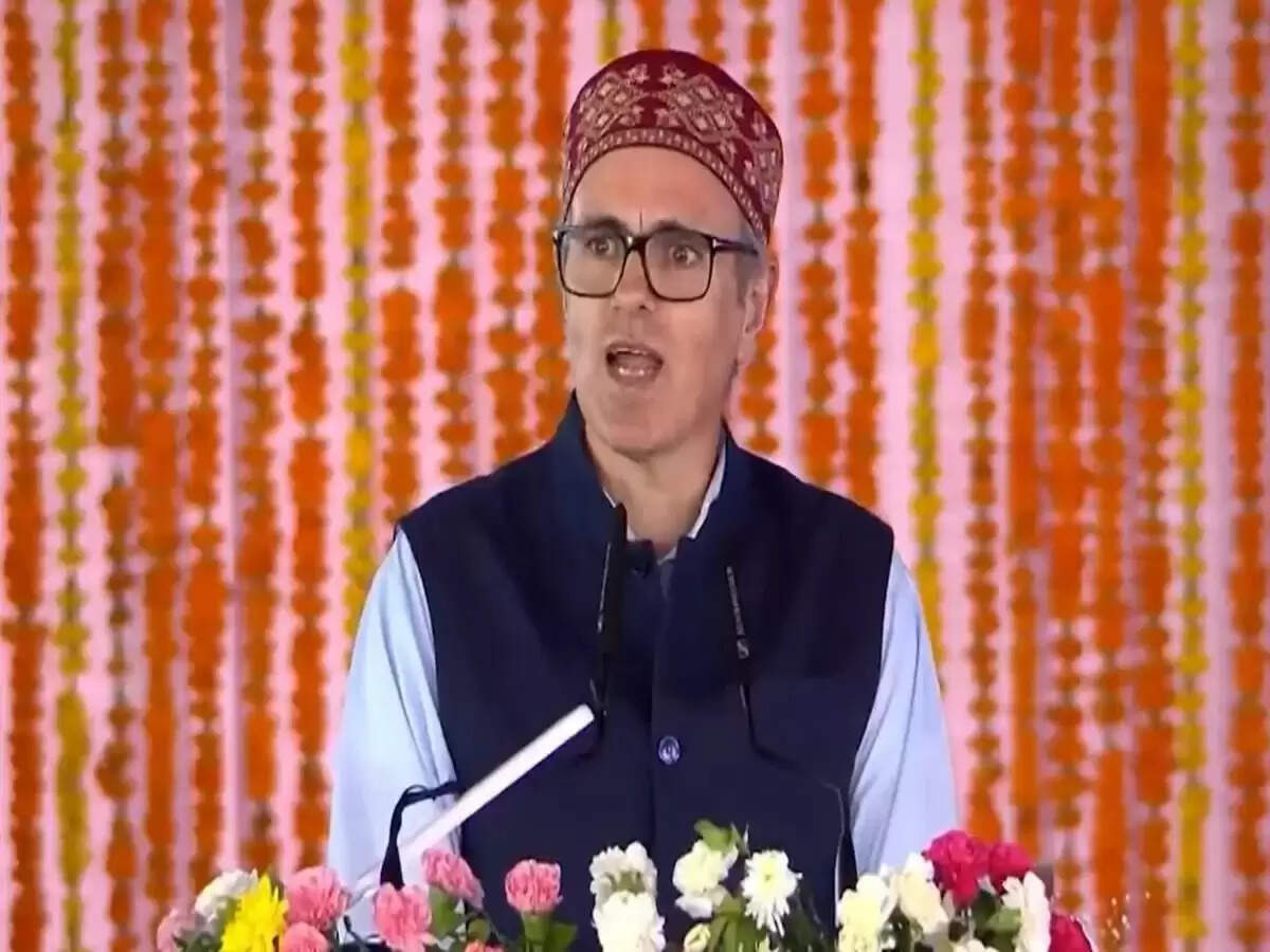 उमर अब्दुल्ला ने वंदे भारत एक्सप्रेस लॉन्च पर केंद्र सरकार पर किया कटाक्ष