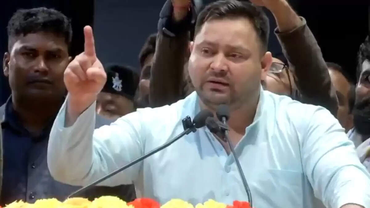 तेजस्वी यादव का एनडीए पर हमला, कहा- डराने की रणनीति अब नहीं चलेगी