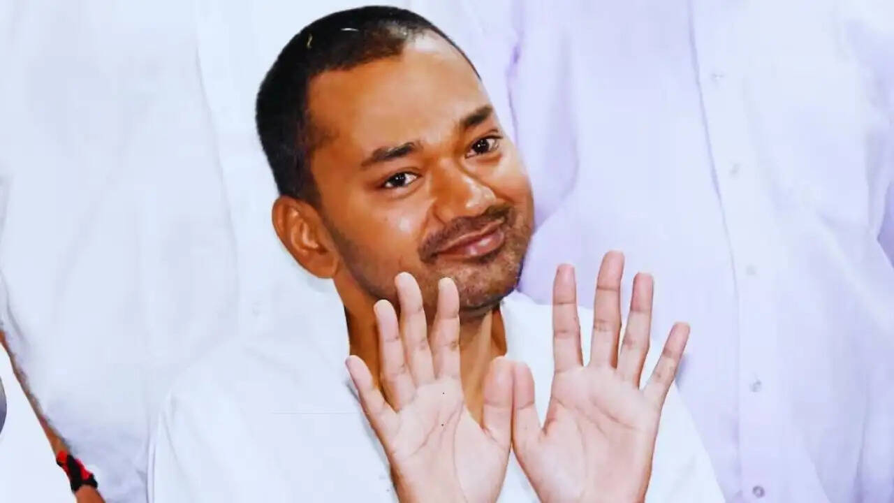 बिहार में जेडीयू के लिए नई चुनौती: निशांत कुमार ने डिप्टी सीएम पद से किया इनकार