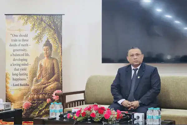 नेपाल के विदेश मंत्री ने पीएम बालेन शाह के विवादास्पद बयान पर दी सफाई