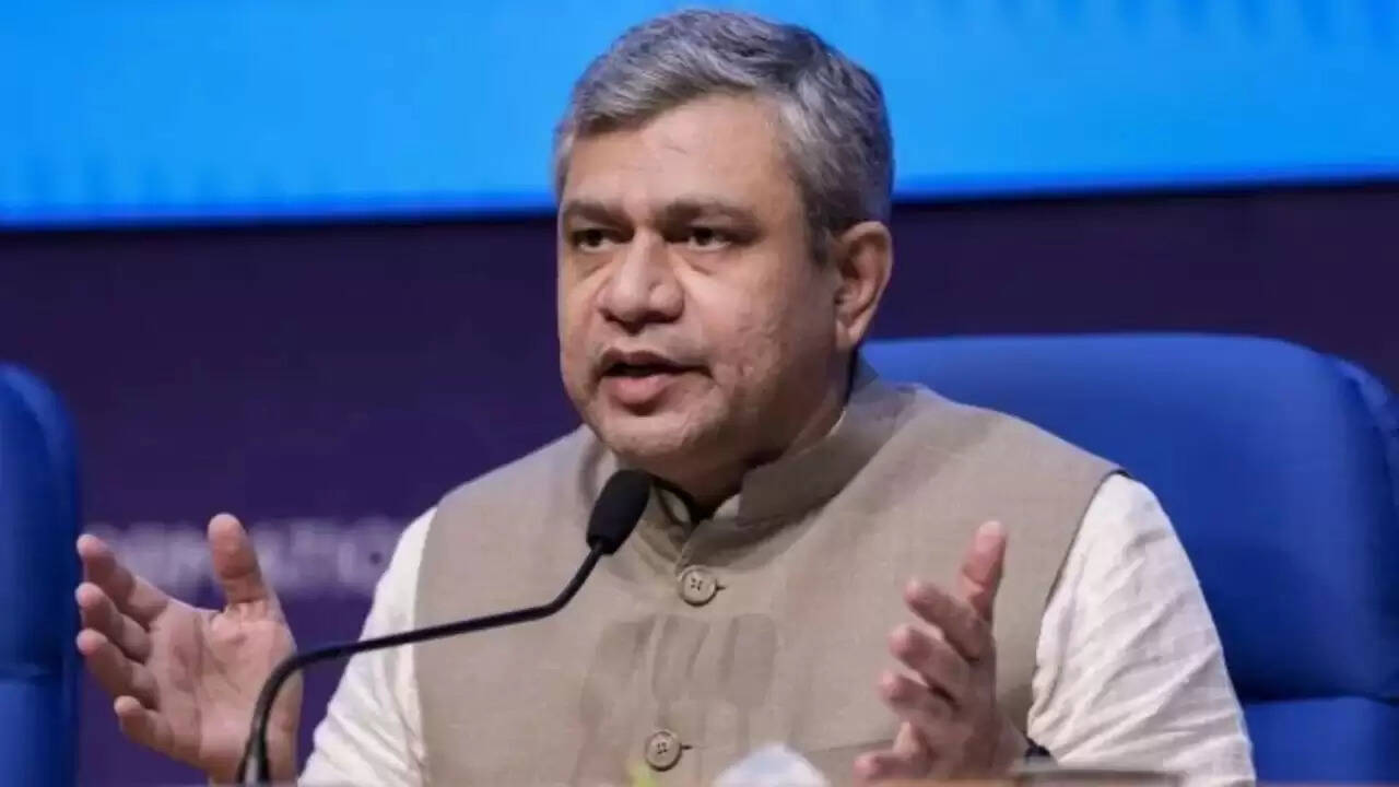 भारत ने सेमीकंडक्टर परियोजनाओं को दी मंजूरी, 4600 करोड़ का निवेश