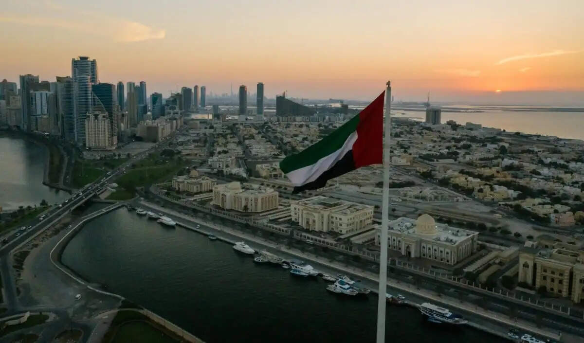 संयुक्त अरब अमीरात का ओपेक से बाहर निकलना: वैश्विक तेल बाजार में बदलाव