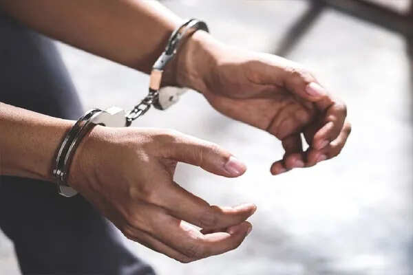 16 साल तक मृत समझा गया यौन अपराधी गिरफ्तार, रची थी आत्महत्या की कहानी