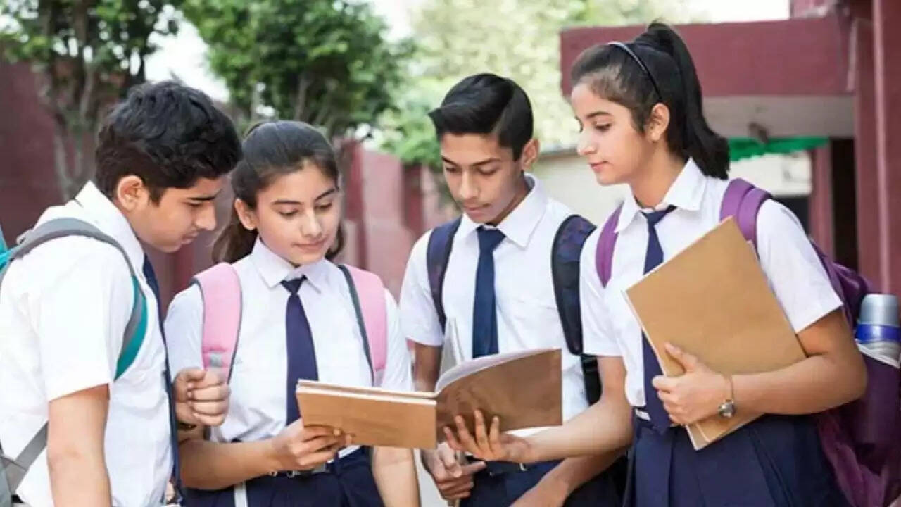 दिल्ली स्कूलों में 'राष्ट्रनीति' कार्यक्रम का शुभारंभ