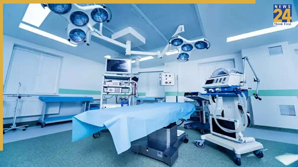 ब्रिटेन में डॉक्टर की नर्स के साथ आपत्तिजनक स्थिति में पकड़े जाने की घटना